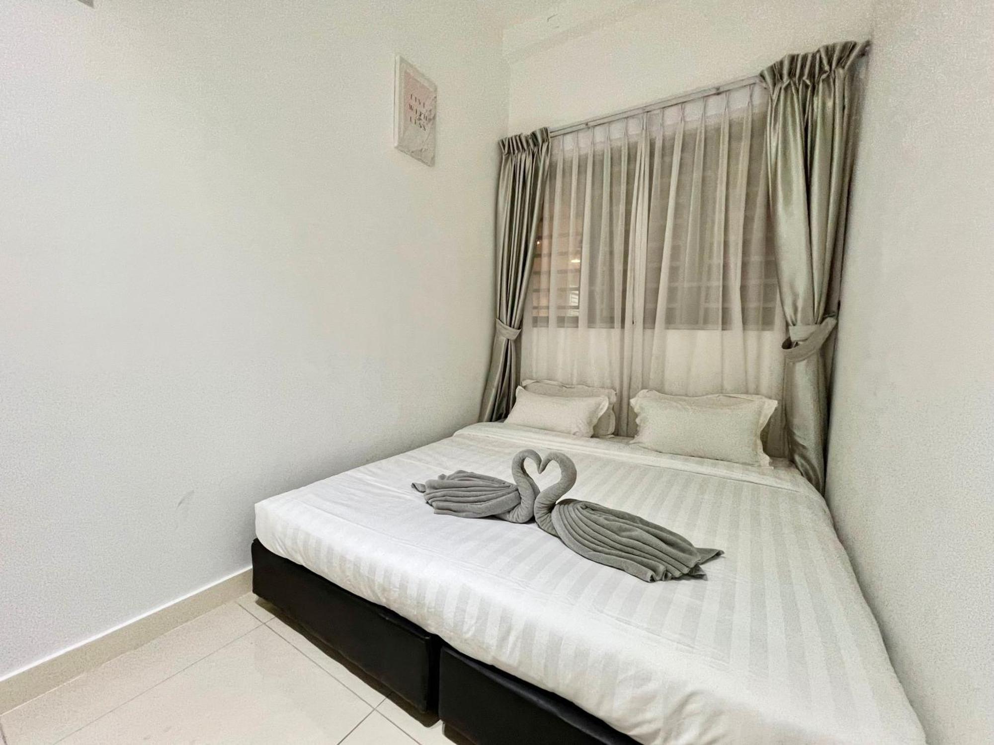 Capital O 90987 The Loft Residences Homestay @ Imago Shopping Mall 2 Kampong Sembulan Kültér fotó