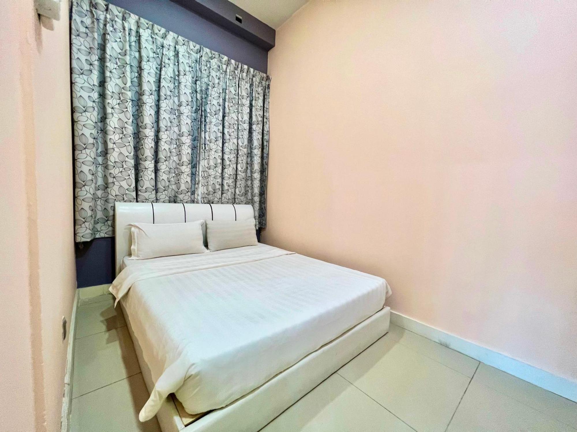 Capital O 90987 The Loft Residences Homestay @ Imago Shopping Mall 2 Kampong Sembulan Kültér fotó