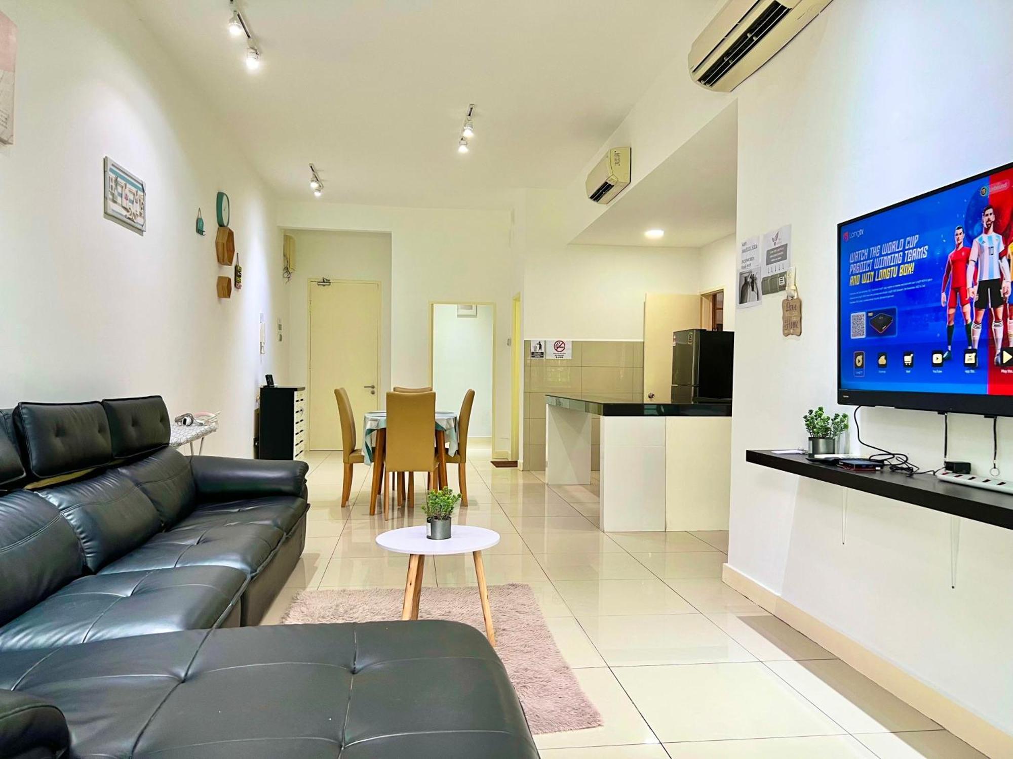 Capital O 90987 The Loft Residences Homestay @ Imago Shopping Mall 2 Kampong Sembulan Kültér fotó